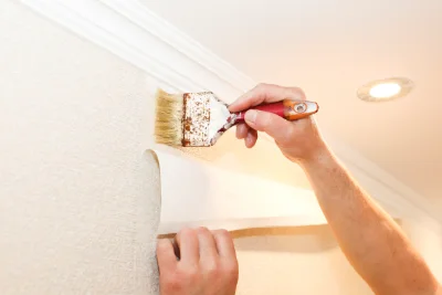 Pose de papier peint à Maux — revêtements muraux et toiles de verre